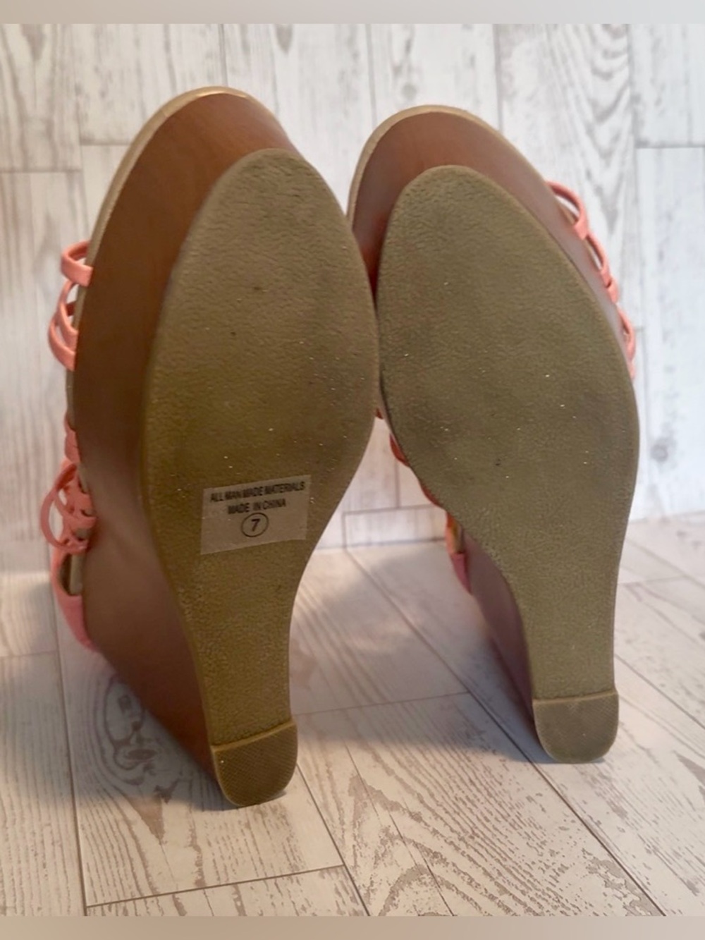Strappy Coral Wedge Sandals - size 7 - Picture 5 of 11